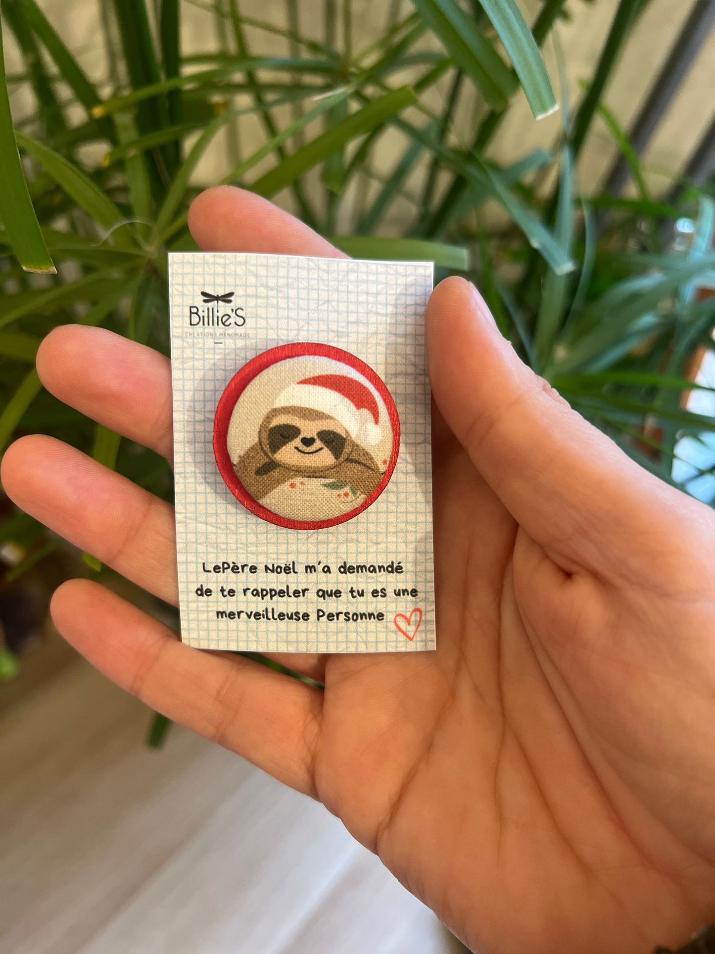 Broche retour en enfance paresseux