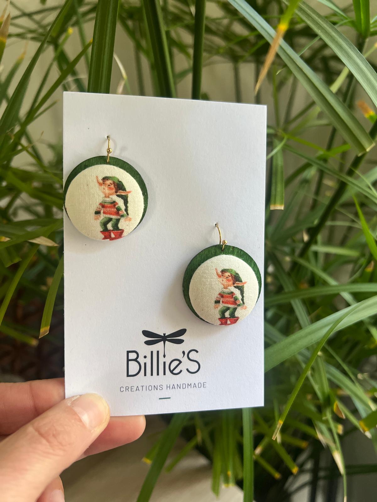 Retour en enfance lutin curieux vert