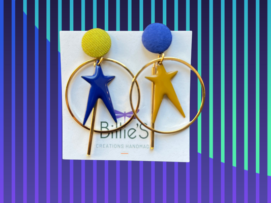 Mariette asymétrique et sa baguette magique bleu et moutarde