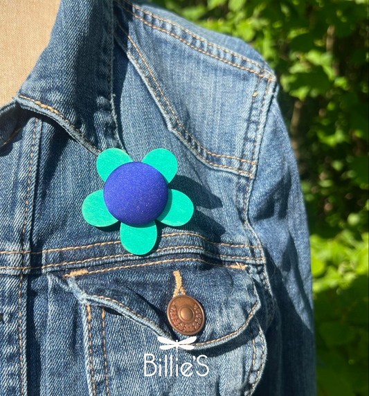 Broche vert et bleu